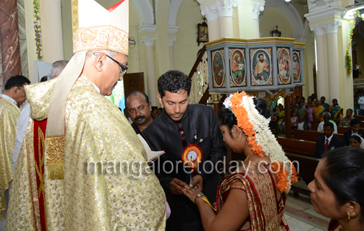 40th Mass Marriage at Rosario